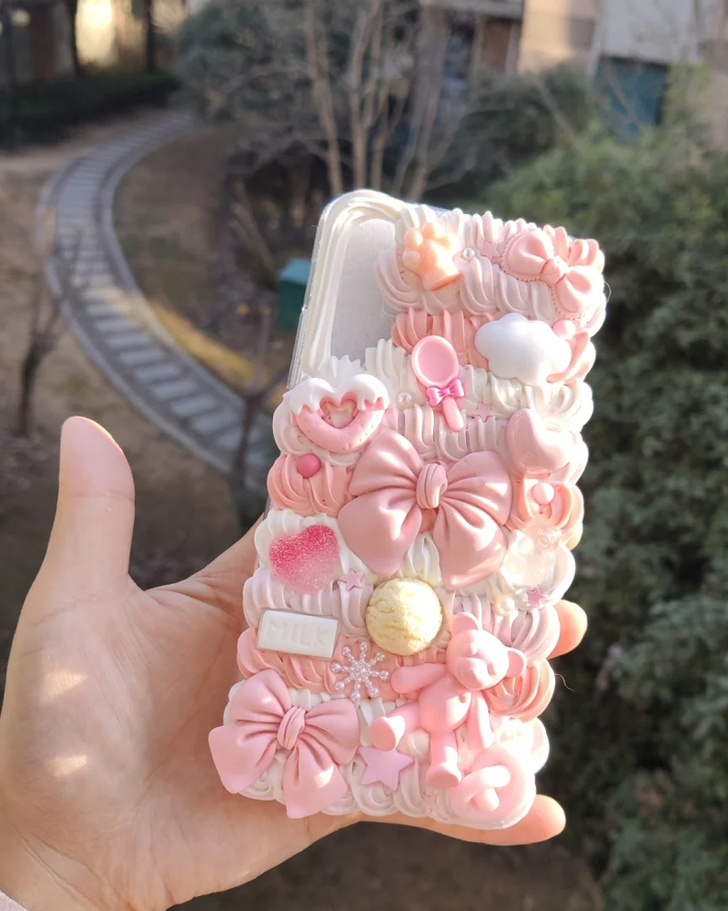 Kawaii Creamy Phone Case with DIY Accessories – Fits iPhone, Samsung, Xiaomi